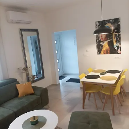 Konfort 2+2 Appartamento