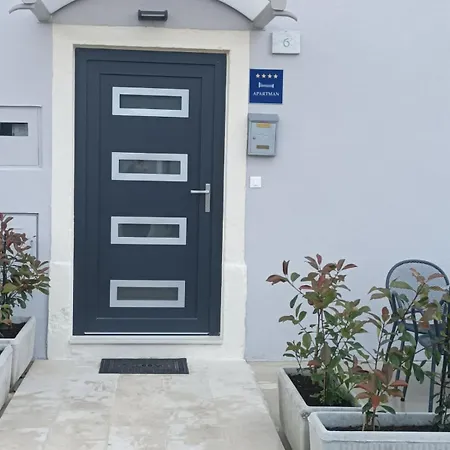 Appartamento Konfort 2+2 *