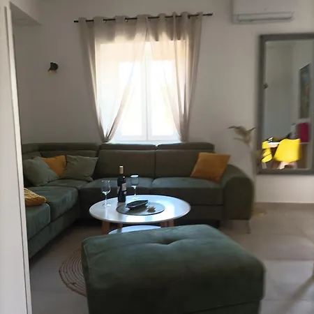 Konfort 2+2 Apartment