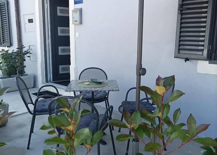 Konfort 2+2 Apartman *